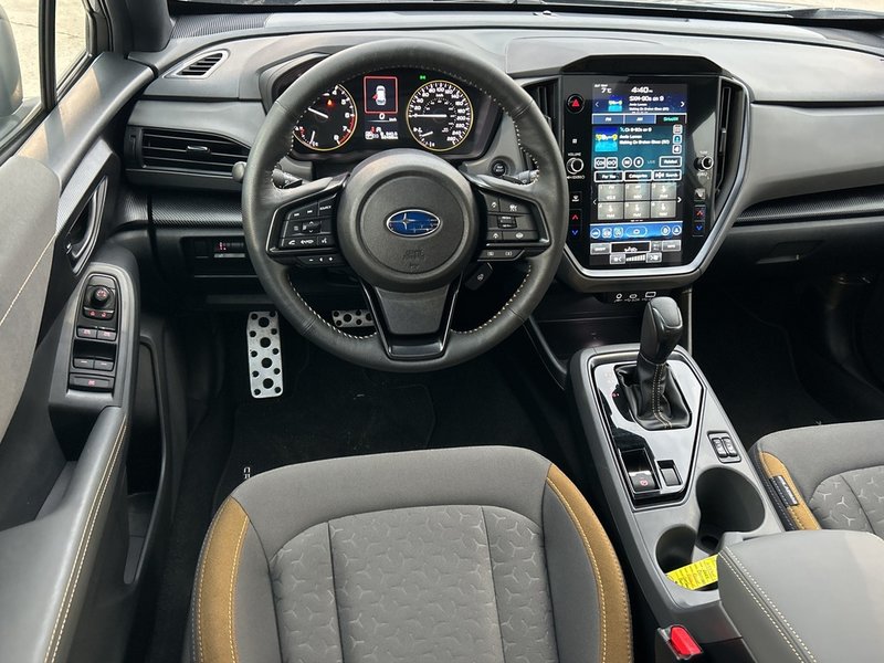 2024 Subaru CROSSTREK ONYX ONE OWNER | CLEAN CARFAX | CARPLAY | SUNROOF | EYESIGHT |  WIRELESS PHONE CHARGER | X-MODE | AWD |