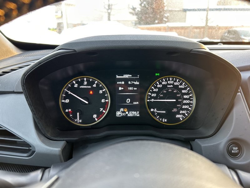 2024 Subaru CROSSTREK ONYX ONE OWNER | CLEAN CARFAX | DEALER MAINTAINED | NEW BATTERY | 2.5 L 182 HP | AWD | AUTOMATIC