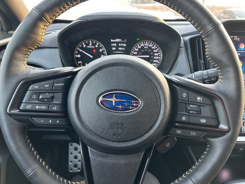 2024 Subaru CROSSTREK ONYX ONE OWNER | CLEAN CARFAX | DEALER MAINTAINED | NEW BATTERY | 2.5 L 182 HP | AWD | AUTOMATIC