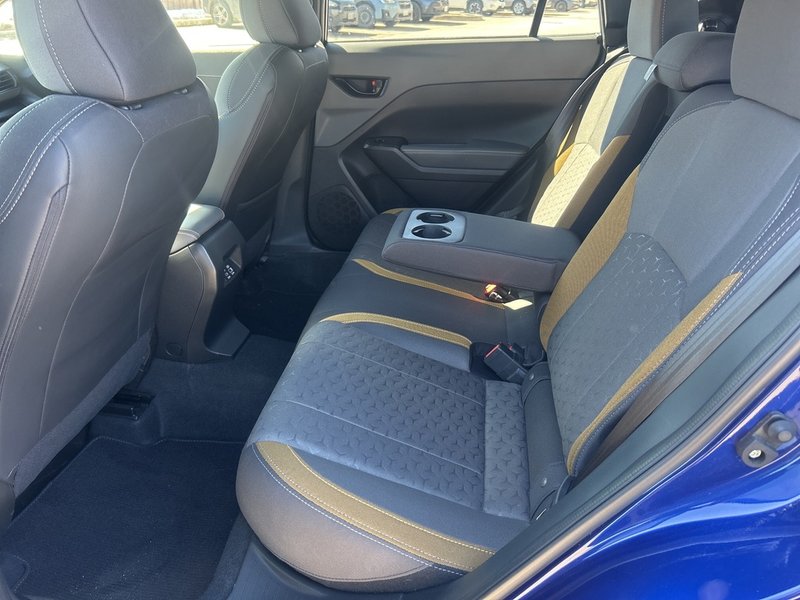 2024 Subaru CROSSTREK ONYX ONE OWNER | DEALER SERVICED | $3352 CARFAX | 2.5L AWD