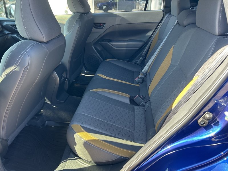 2024 Subaru CROSSTREK ONYX CLEAN CARFAX | AWD | 2.5L SUBARU BOXER® | 182-HP | EYESIGHT | CARPLAY | WIRELESS CHARGING | SUNROOF