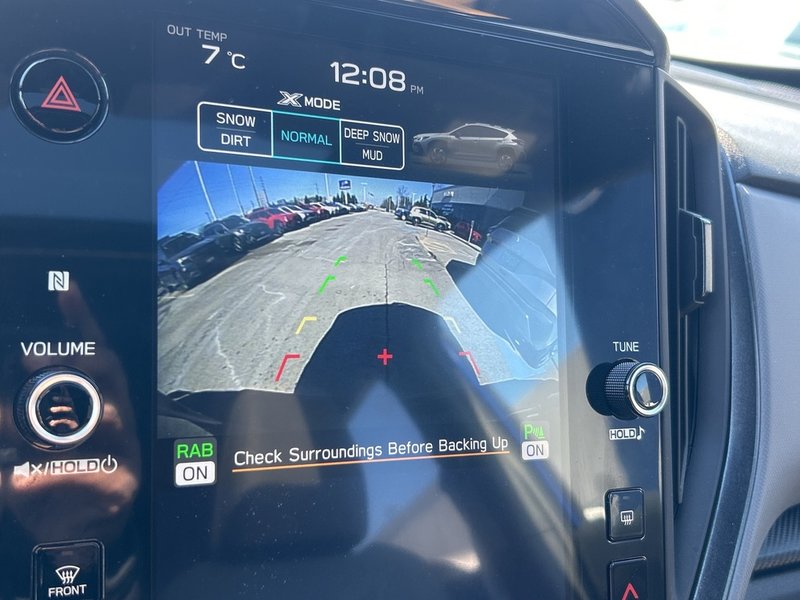 2024 Subaru CROSSTREK ONYX CLEAN CARFAX | AWD | 2.5L SUBARU BOXER® | 182-HP | EYESIGHT | CARPLAY | WIRELESS CHARGING | SUNROOF