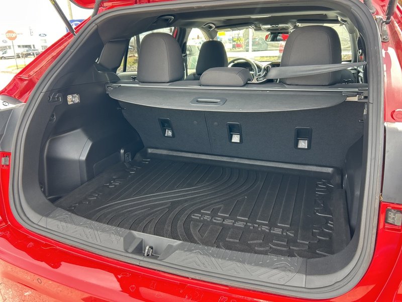 2024 Subaru CROSSTREK ONYX ONE OWNER | CLEAN CARFAX | DEALER MAINTAINED | AWD | 2.5L SUBARU BOXER® | 182-HP | EYESIGHT |