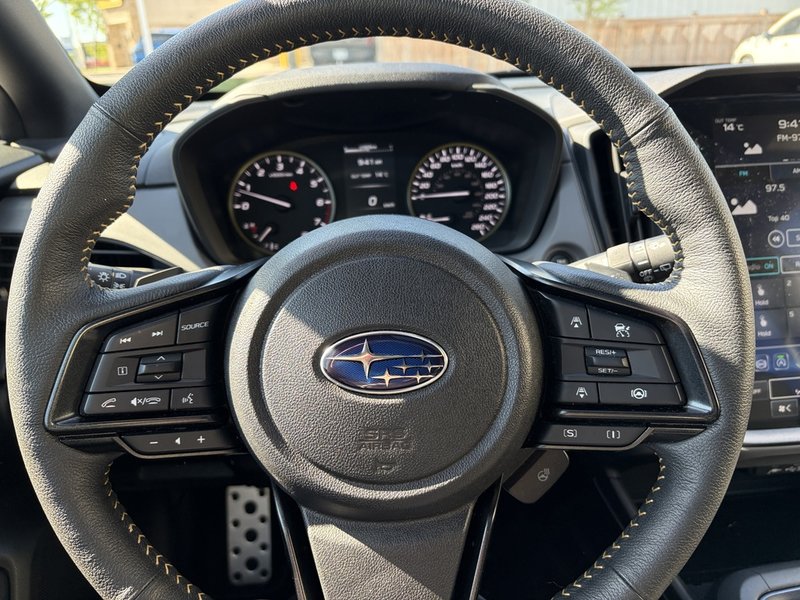 2024 Subaru CROSSTREK ONYX ONE OWNER | CLEAN CARFAX | DEALER MAINTAINED |  2.5L 182-HP SUBARU BOXER® ENGINE | AWD | EYESIGHT