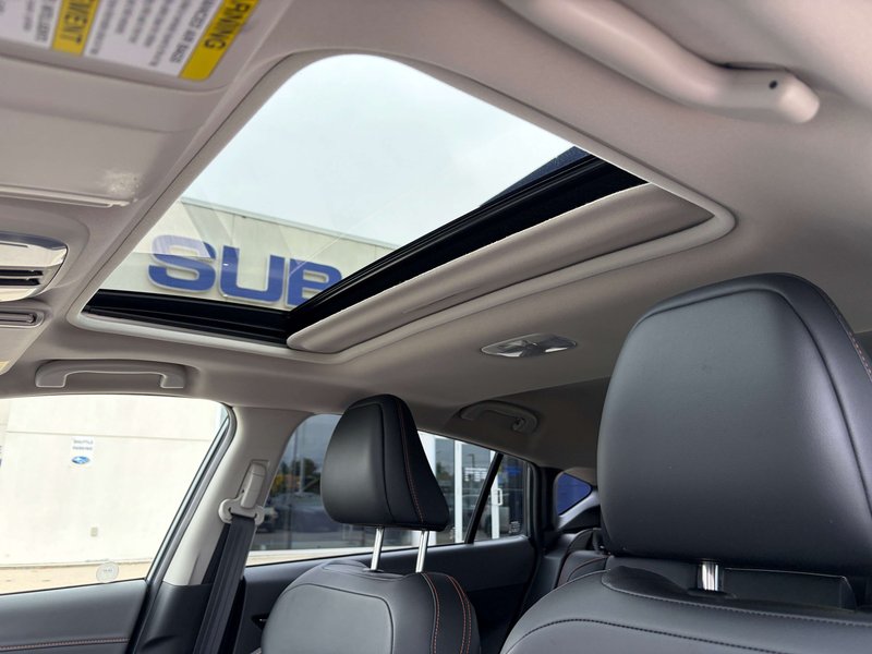 2024 Subaru CROSSTREK LIMITED ONE OWNER | CLEAN CARFAX | FULL DEALER SERVICE