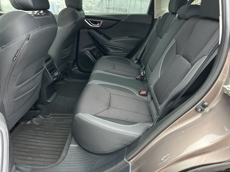 2022 Subaru FORESTER CONVENIENCE CLEAN CARFAX | CARPLAY | AWD | EYESIGHT | HEATED SEATS | X-MODE | 17