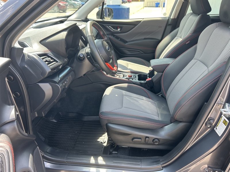 2024 Subaru Forester SPORT LOW MILEAGE! ONE OWNER | LEASE RETURN | NO ACCIDENTS | HEATED SEATS | SUNROOF | EYESIGHT | AWD