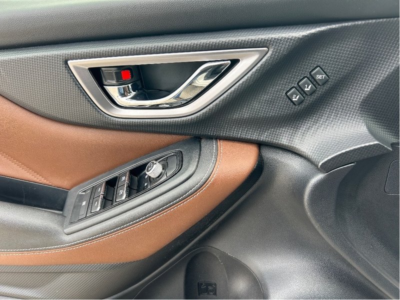 Subaru FORESTER PREMIER 2024
