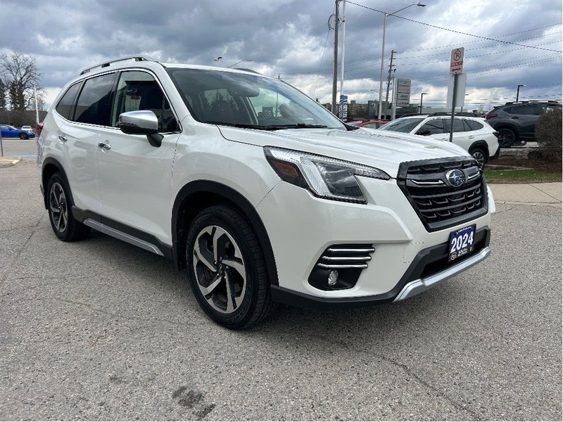 Subaru FORESTER PREMIER 2024