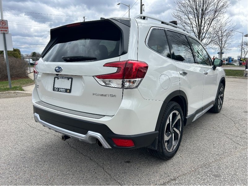 Subaru FORESTER PREMIER 2024