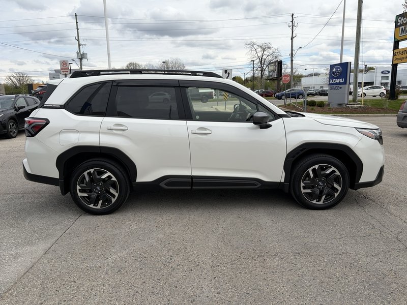 2025 Subaru FORESTER LIMITED ONE OWNER | CLEAN CARFAX | LOW MILEAGE | AWD | EYESIGHT | SUNROOF | CARPLAY | HEATED SEATS
