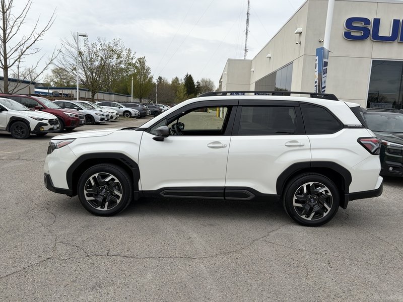 2025 Subaru FORESTER LIMITED ONE OWNER | CLEAN CARFAX | LOW MILEAGE | AWD | EYESIGHT | SUNROOF | CARPLAY | HEATED SEATS