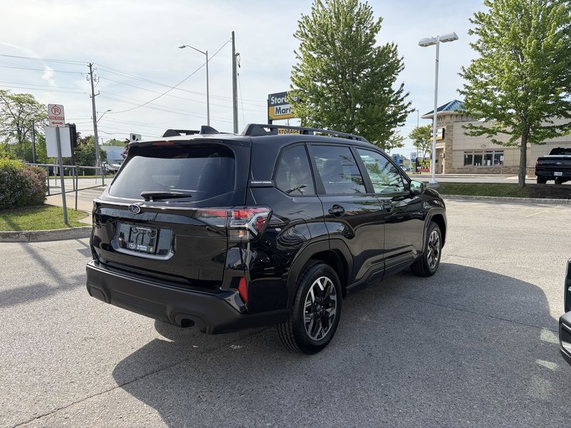 2025 Subaru FORESTER TOURING CLEAN CARFAX | ONE OWNER | TWO SETS OF TIRES | AWD | EYESIGHT | SUNROOF | CARPLAY | HEATED SEATS |