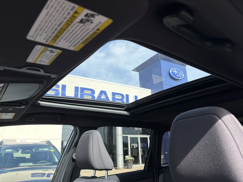 2025 Subaru FORESTER TOURING CLEAN CARFAX | ONE OWNER | TWO SETS OF TIRES | AWD | EYESIGHT | SUNROOF | CARPLAY | HEATED SEATS |
