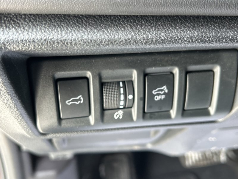 2025 Subaru OUTBACK LIMITED XT ONE OWNER | CLEAN CARFAX | FULL DEALER SERVICE | PERFECT CAR | AWD