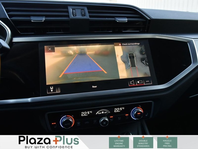 2019 Audi Q3 Technik | MOONROOF | B&O PREMIUM SOUND | HEATED FRONT SEATS | |