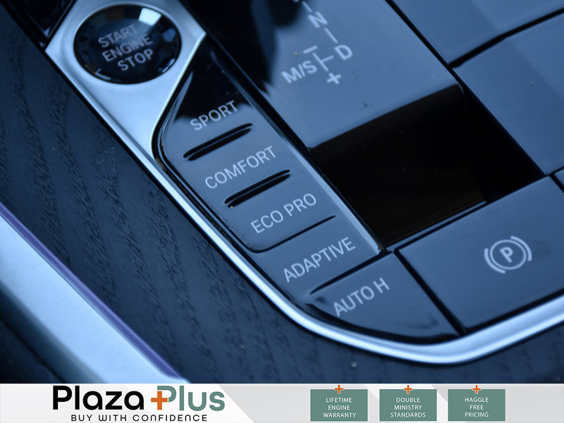 2022 BMW X7 xDrive40i | 7 PASSENGER | MOONROOF | ALL AROUND HEATED SEATS | REMOTE START | POWER SEATS ALL AROUND |