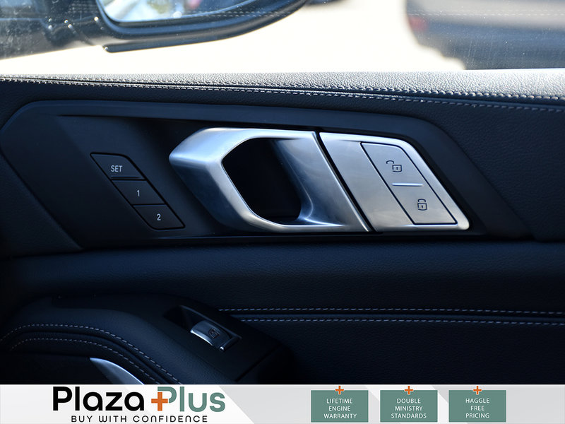 2022 BMW X7 xDrive40i | 7 PASSENGER | MOONROOF | ALL AROUND HEATED SEATS | REMOTE START | POWER SEATS ALL AROUND |