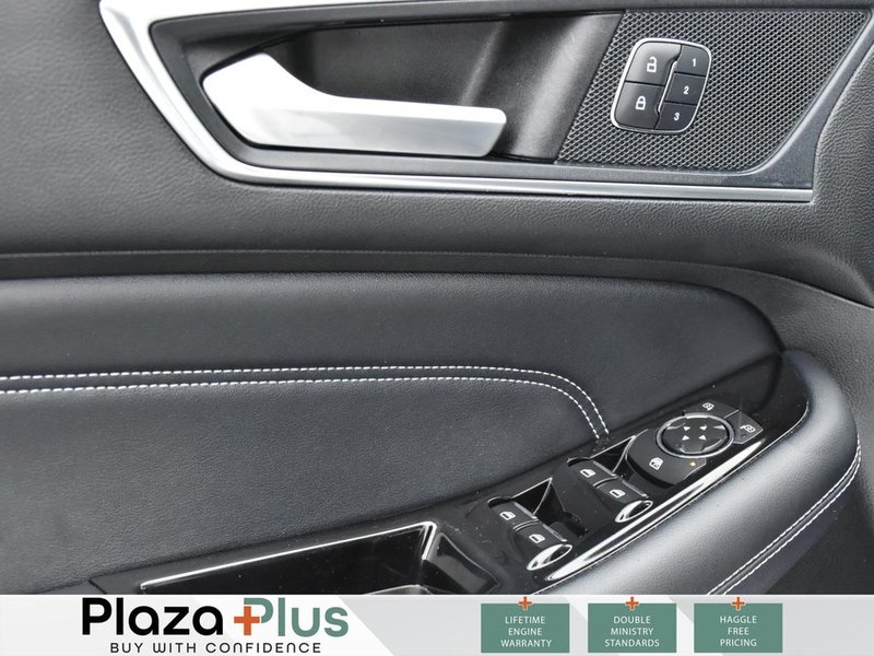 2018 Ford EDGE TITANIUM | NO ACCIDENTS | ONE OWNER | HEATED FRONT SEATS | REMOTE START | NAVIGATION |