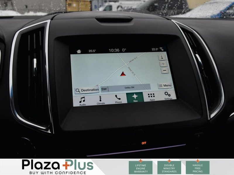 2018 Ford EDGE TITANIUM | NO ACCIDENTS | ONE OWNER | HEATED FRONT SEATS | REMOTE START | NAVIGATION |