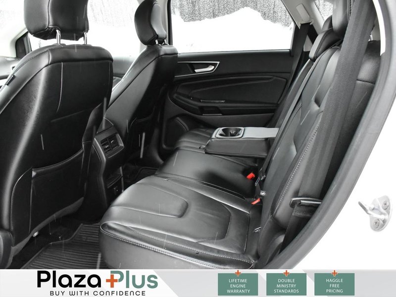 2018 Ford EDGE TITANIUM | NO ACCIDENTS | ONE OWNER | HEATED FRONT SEATS | REMOTE START | NAVIGATION |