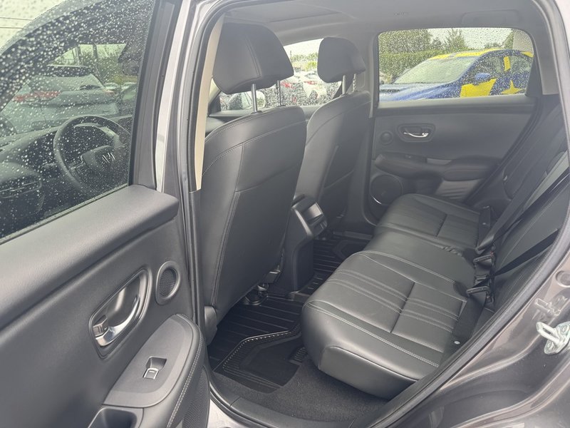 2024 Honda HR-V EX-L Navi | ONLY 14500KMS | REMOTE START | DUAL-ZONE CLIMATE CONTROL | ADAPTIVE CRUISE |
