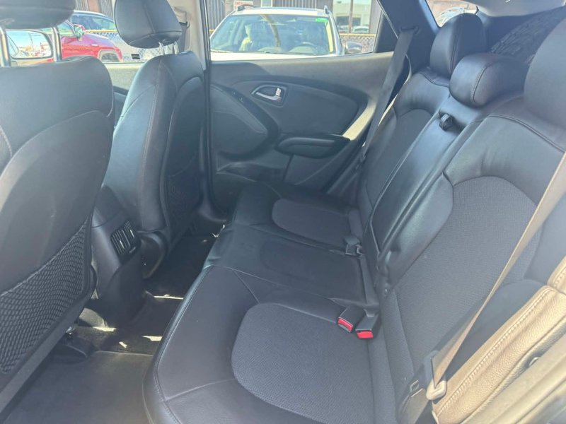 2014 Hyundai TUCSON GLS | CLEAN CARFAX | TWO SETS OF TIRES ON RIMS | HEATED SEATS | CRUISE CONTROL | SUNROOF |