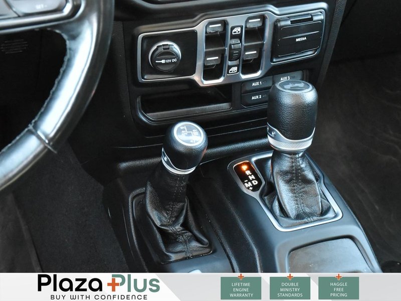 2022 Jeep Wrangler Unlimited Willys AUTO | REMOTE START | FRONT HEATED SEATS | HEATED STEERING | NAVIGATION | PREMIUM SOUND |