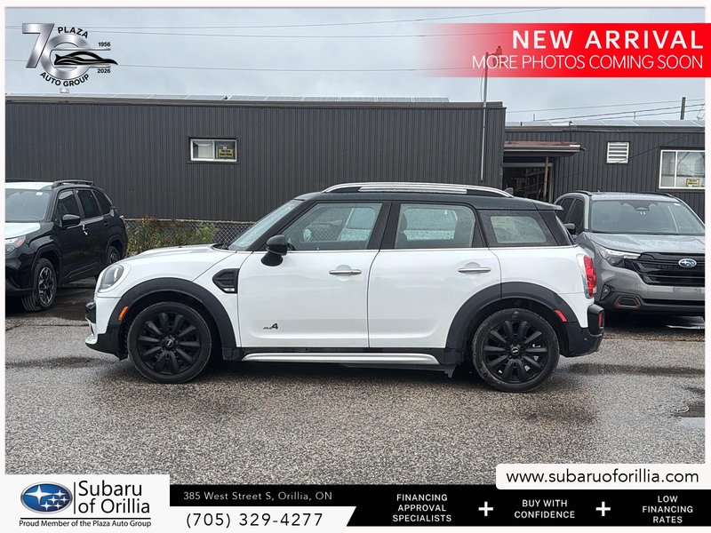 2017 MINI Cooper Countryman BASE | MANUAL | HEATED SEATS | SUNROOF | KEYLESS ENTRY |