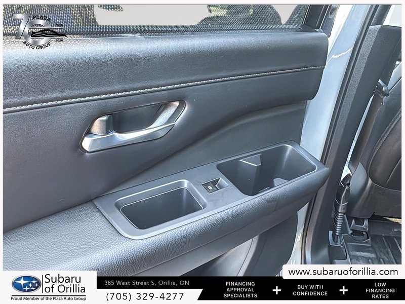 2024 Nissan Pathfinder SL | 8 SEATS | REAR CLIMATE CONTROLS | SUNROOF | APPLE CARPLAY & ANDROID AUTO |