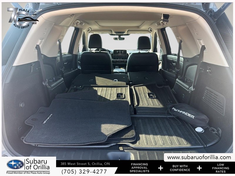 2024 Nissan Pathfinder SL | 8 SEATS | REAR CLIMATE CONTROLS | SUNROOF | APPLE CARPLAY & ANDROID AUTO |