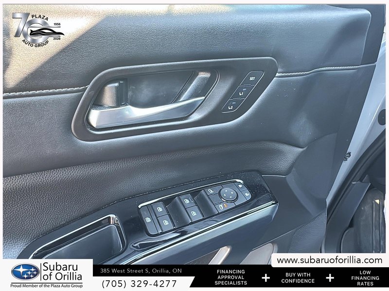2024 Nissan Pathfinder SL | 8 SEATS | REAR CLIMATE CONTROLS | SUNROOF | APPLE CARPLAY & ANDROID AUTO |