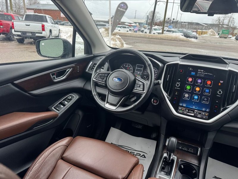 2023 Subaru ASCENT PREMIER | HEATED AND COOLED SEATS | CLEAN CARFAX | TWO SETS OF TIRES ON ALLOYS | SUNROOF |