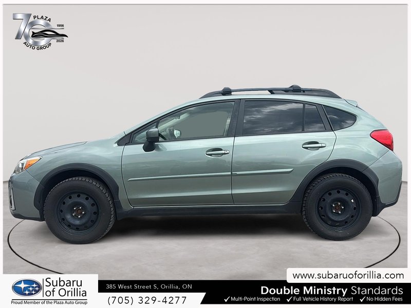 2016 Subaru CROSSTREK 2.0I W/TOURING PKG | CLEAN CARFAX | TWO SETS OF TIRES ON RIMS | HEATED SEATS | LOW KMS | ROOF RACKS |