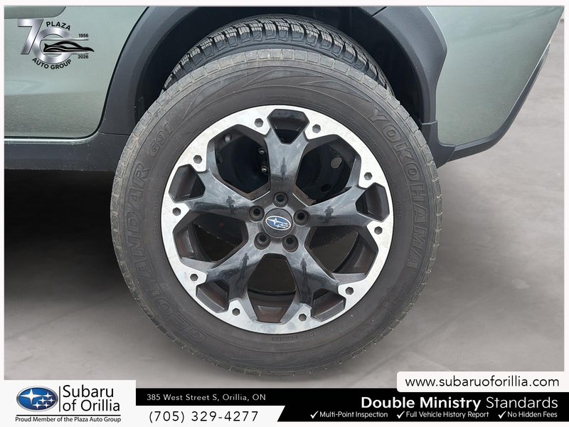 2016 Subaru CROSSTREK 2.0I W/TOURING PKG | CLEAN CARFAX | TWO SETS OF TIRES ON RIMS | HEATED SEATS | LOW KMS | ROOF RACKS |