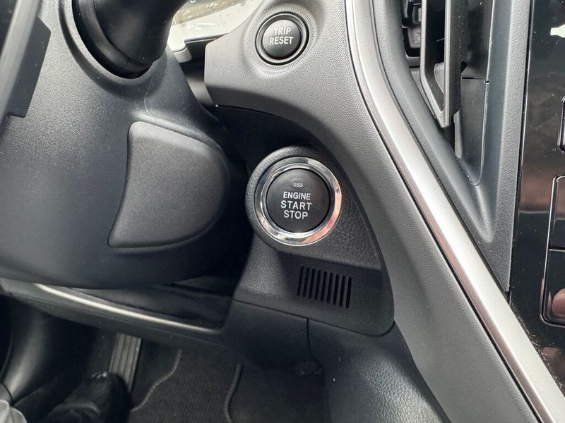 2024 Subaru CROSSTREK TOURING | CLEAN CARFAX | HEATED STEERING AND FRONT SEATS | ADAPTIVE CRUISE CONTROL | 11.6