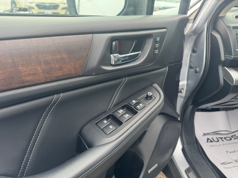 2019 Subaru OUTBACK LIMITED | TWO SETS OF TIRES ON RIMS | HEATED FRONT AND REAR SEATS | ADAPTIVE CRUISE | ONE OWNER |