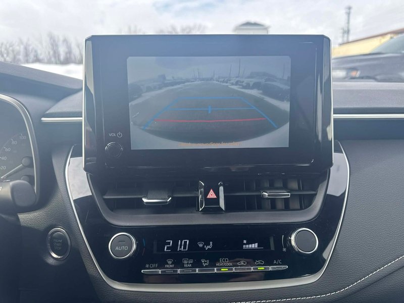 2024 Toyota COROLLA HATCHBACK BASE | FUEL EFFICIENT  | ADAPTIVE CRUISE | TWO SETS OF TIRES | APPLE CARPLAY & ANDROID AUTO |