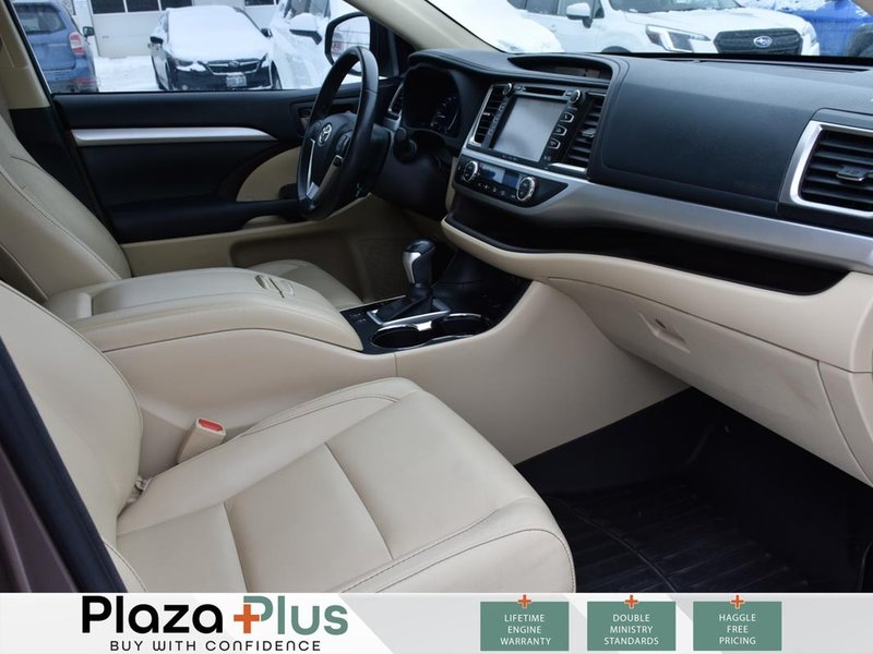 2017 Toyota HIGHLANDER XLE 7 PASSENGER | TWO SET OF TIRES | REMOTE START | SUNROOF |