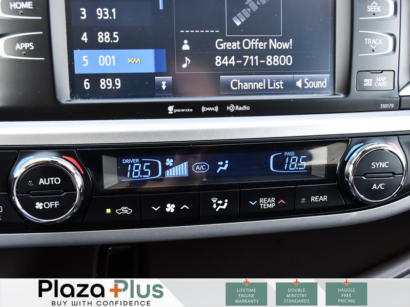 2018 Toyota Highlander XLE | GREAT DEAL | LOW KILOMETERS | LEATHER SEATS |
