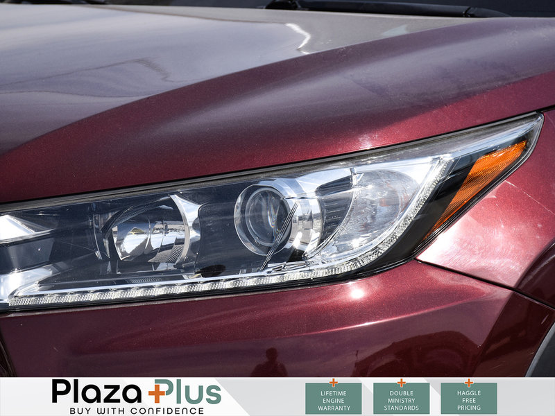 2018 Toyota Highlander XLE | GREAT DEAL | LOW KILOMETERS | LEATHER SEATS |