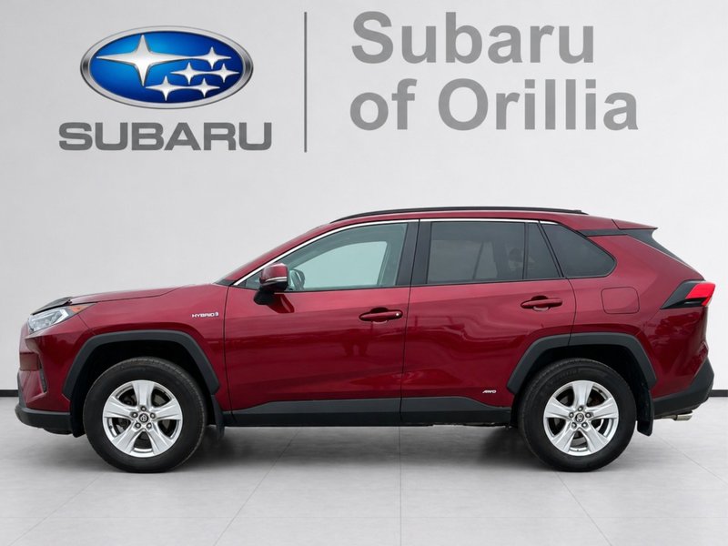 2020 Toyota RAV4 HYBRID XLE | LOW KMS | HEATED SEATS & STEERING WHEEL | HYBRID | ADAPTIVE CRUISE CONTROL | NAVIGATION |