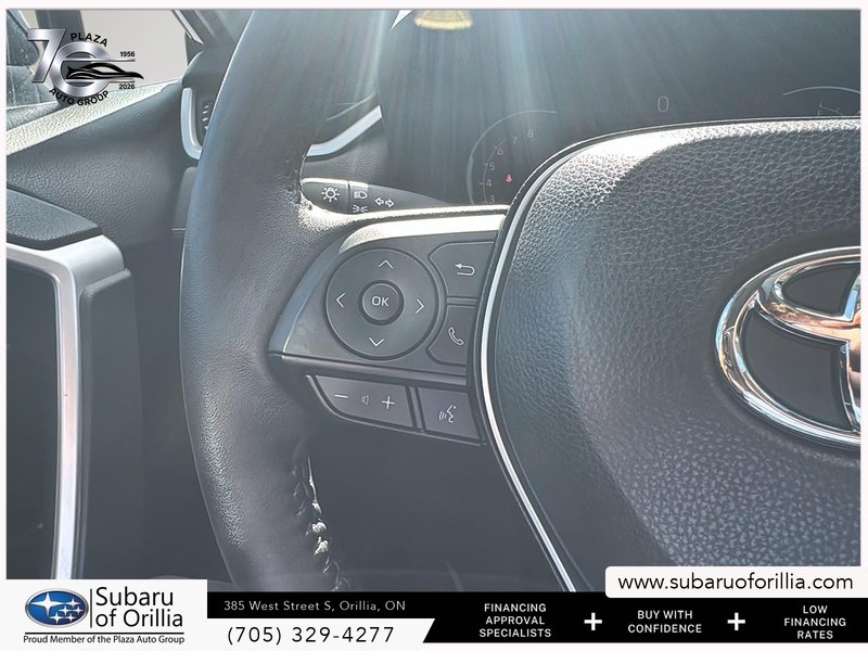 2023 Toyota RAV4 XLE | CLEAN CARFAX | HEATED SEATS | RUBBER MATS | SUNROOF |