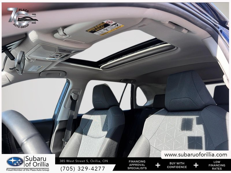 2023 Toyota RAV4 XLE | CLEAN CARFAX | HEATED SEATS | RUBBER MATS | SUNROOF |