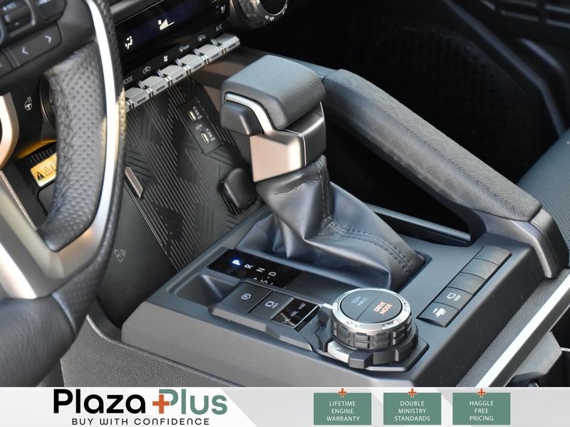 2025 Toyota TACOMA HYBRID | LIMITED HV | i-FORCE MAX 2.4L Hybrid Engine | POWER RUNNING BOARDS | PREMIUM SOUND |