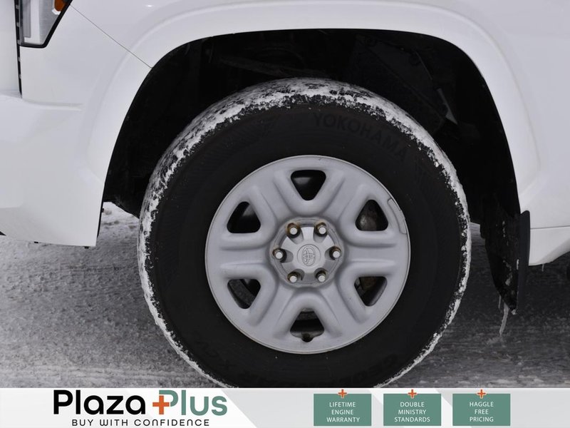 2024 Toyota TUNDRA SR | 4X4 | INCLUDES CERAMIC, 3M PPF, TOW HITCH & SOFT TONNEAU COVER | ANDROID AUTO & APPLE CARPLAY |