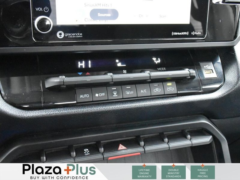 2024 Toyota TUNDRA SR | 4X4 | INCLUDES CERAMIC, 3M PPF, TOW HITCH & SOFT TONNEAU COVER | ANDROID AUTO & APPLE CARPLAY |