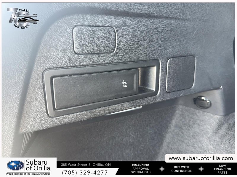 2023 Volkswagen Tiguan Comfortline R-Line Black Edition | DUAL ZONE CLIMATE CONTROL | HEATED SEATS | SELECTABLE DRIVE MODES | SUNROOF |