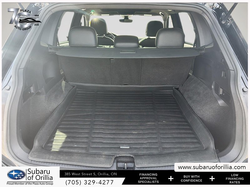 2023 Volkswagen Tiguan Comfortline R-Line Black Edition | DUAL ZONE CLIMATE CONTROL | HEATED SEATS | SELECTABLE DRIVE MODES | SUNROOF |