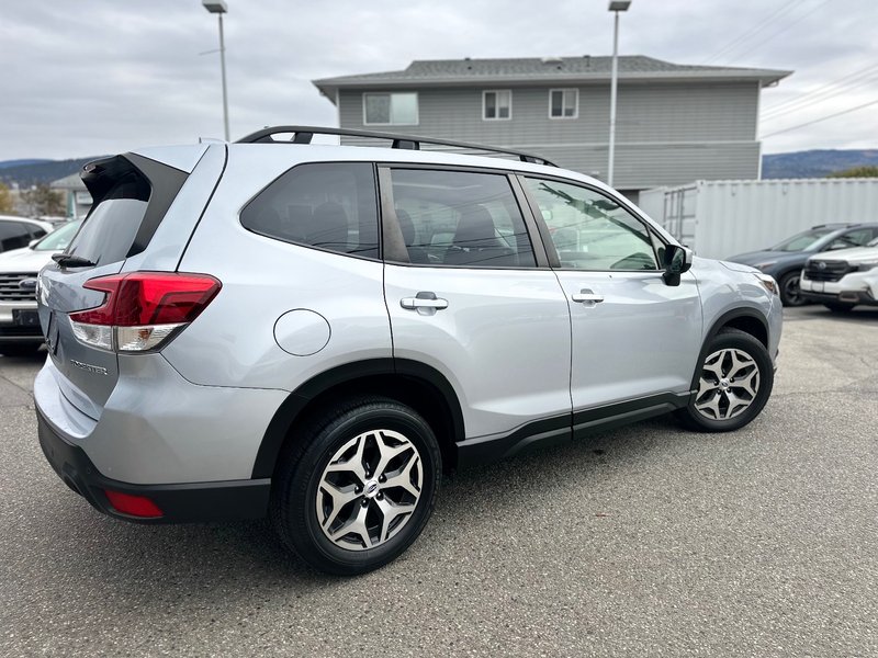 2023 Subaru Forester Touring